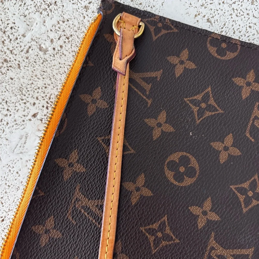 Authentic Louis Vuitton mimosa yellow lining Neverfull GM pouch wristlet